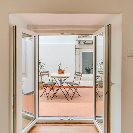 Apartamento Alfama Pateo *